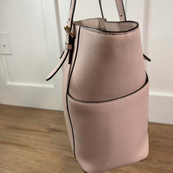 Michael Kors Charlotte Large Top Zip Saffiano Leather Tote in Powder Blush - Picture 4 of 16